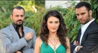 Gonca Karanfil